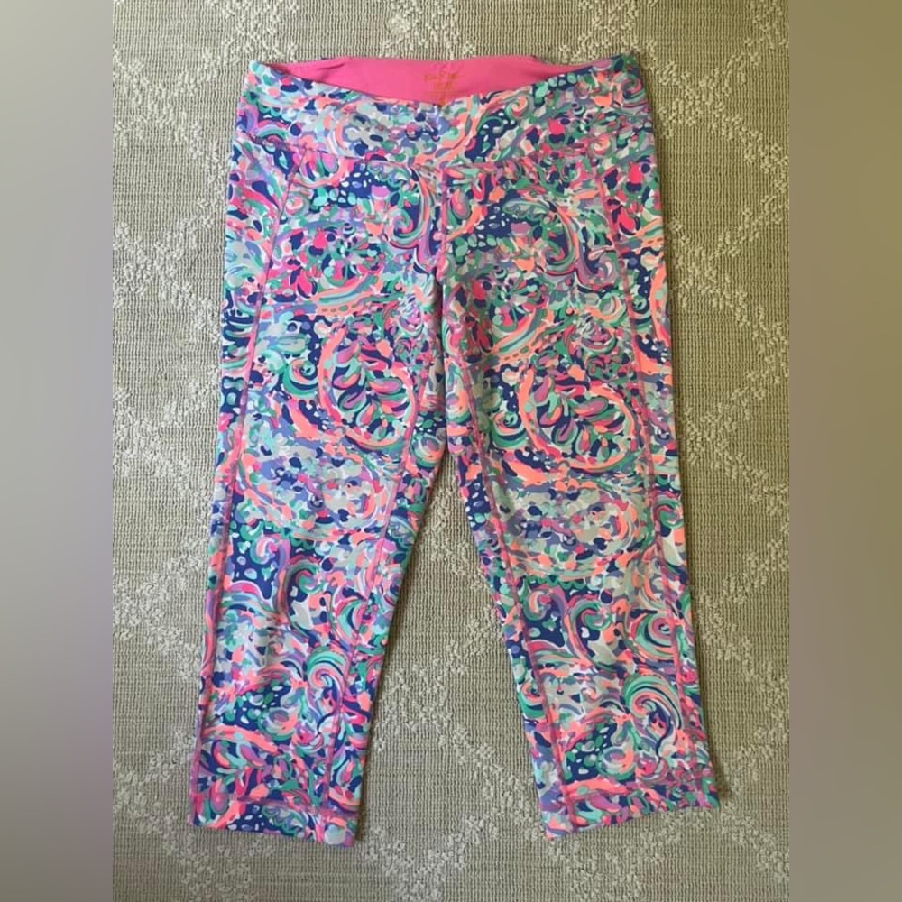 Lilly Pulitzer 21.5” inseam cropped leggings